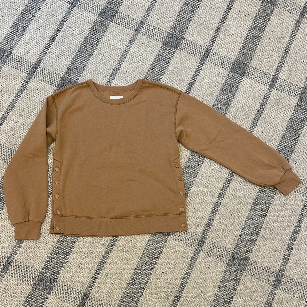 Abercrombie & Fitch Tan Sweatshirt